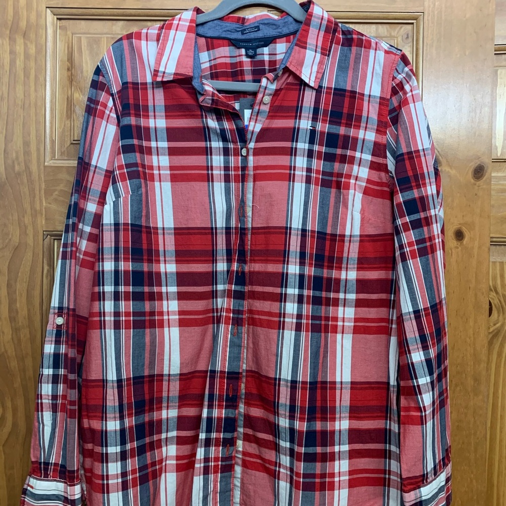 Women’s Tommy Hilfiger button down shirt